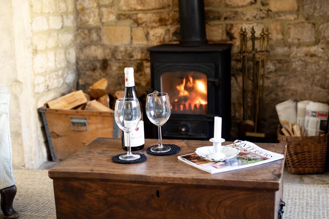 Gleneda Cottage - A Renovated, Traditional Cotswold Cottage Full Of Charm With Fireplace And Garden Bourton on the Hill Exteriör bild