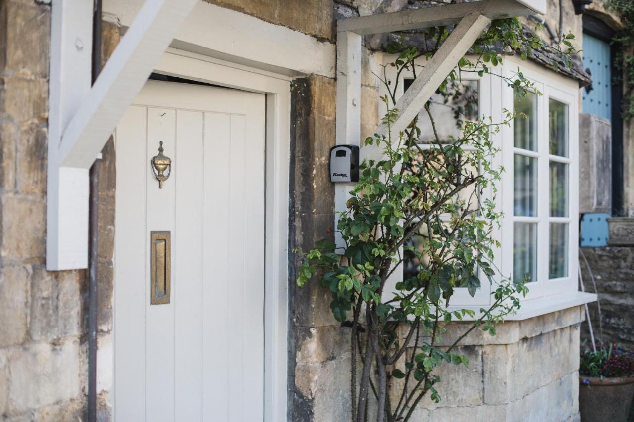 Gleneda Cottage - A Renovated, Traditional Cotswold Cottage Full Of Charm With Fireplace And Garden Bourton on the Hill Exteriör bild